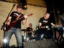 Фотография Iron Bee