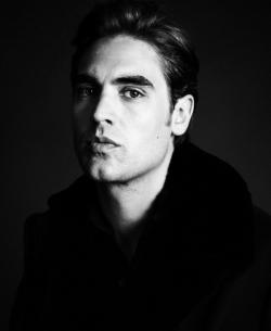 Фотография Charlie Simpson