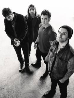 Фотография Saint Asonia