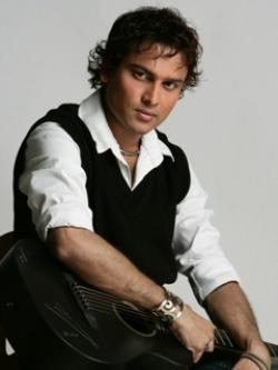 Фотография Zubeen Garg