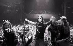 Фотография Down