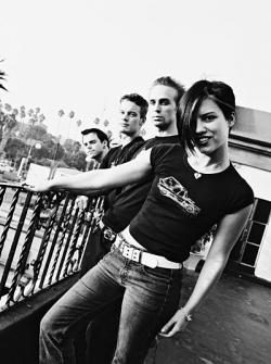 Фотография Tsunami Bomb